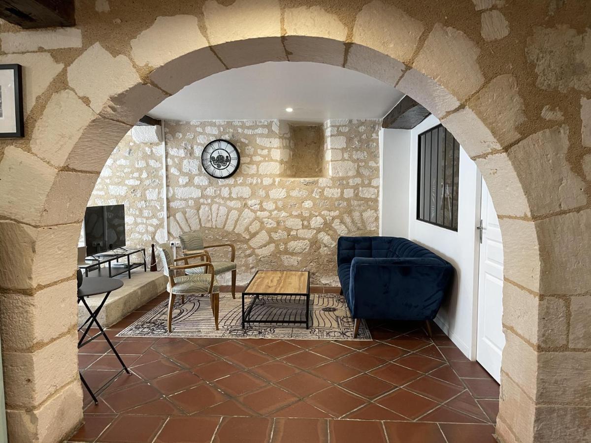 Apartamento Le Pigeonnier Centre Historique Auxerre Exterior foto